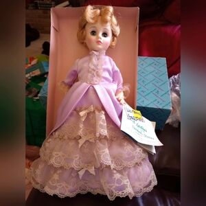 FIRST LADIES OF USA COLLECTION  BY MADAM ALEXANDER, LUCRETIA GARFIELD, 13"